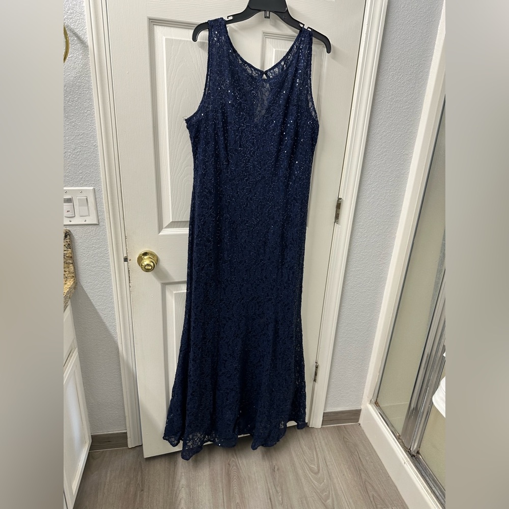 Lace sequins dress size 16